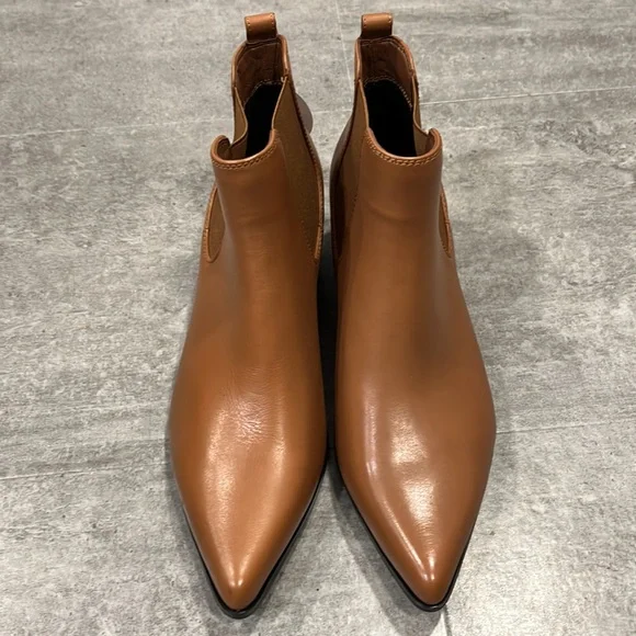 NWOB Blondo Waterproof Ankle Boots Size 11 - Picture 2 of 9